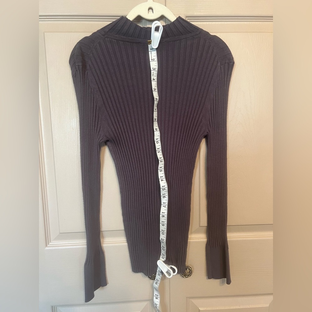 LOFT Gray Ribbed Sweater - Picture 5 of 7